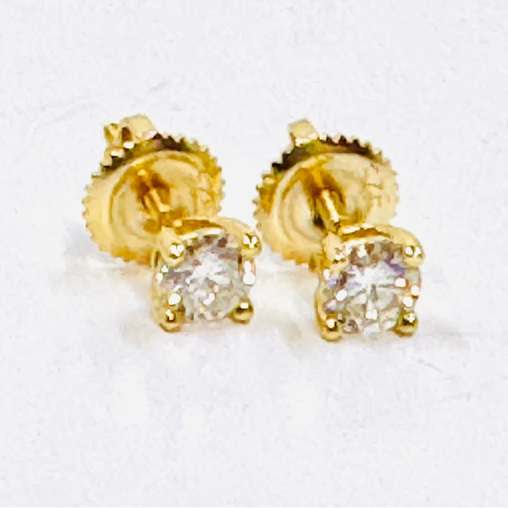 14k Gold/Sterling Silver VVS1 Moissanite Stud Screw Back Earrings NWOT